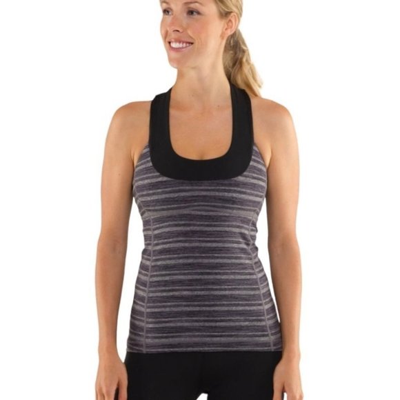 Lululemon Scoop  Neck Tank Top Size 6 US Black Stripes Galore Built-in Shelf Bra - Picture 1 of 8